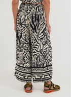 Cal&ccedil;a Cant&atilde;o est corais 