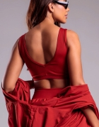 F480-TOP REFORCADO COM DECOTE V NA COSTAS